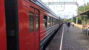 Электропоезд ЭД4М-0163 платформа Правда