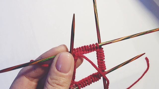 Вязание носков: соединение петель в круг смотреть онлайн