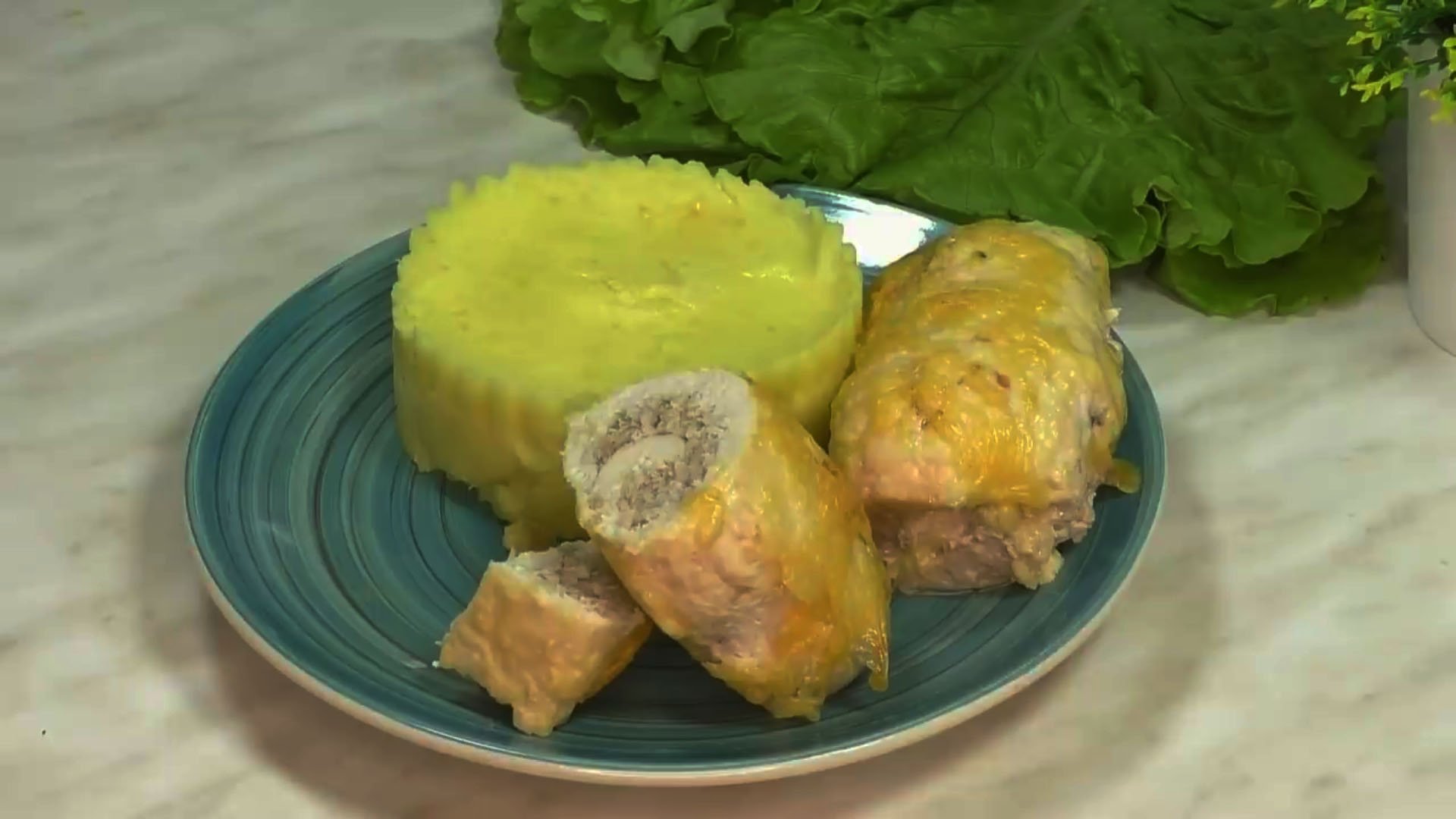 Куринные рулетики с начинкой из фарша смотреть онлайн