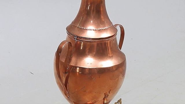 Старинный медный чайник в виде самовара XX век смотреть онлайн