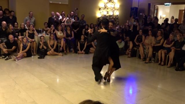 Sebastian Achaval e Roxana Suarez - Bari International Tango Congress - 02.11.2018 3.3 смотреть онлайн