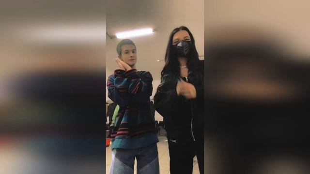 ИВАН ЗОЛО и TENDERLYBAE 1 ЧАС ТАНЦУЮТ: АНТИКОБЫЛА - daybe, TENDERLYBAE смотреть онлайн