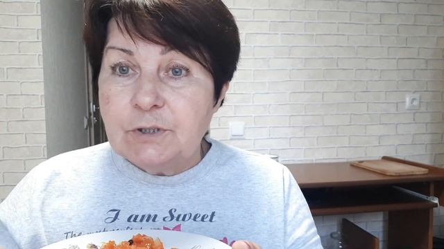 Тефтели из того, что было. Салат на зиму. Не пожалеете! смотреть онлайн