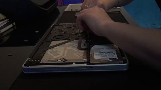 Changing RAM on a Late 2011 Macbook Pro