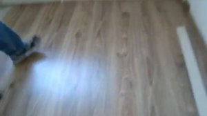 Как правильно укладывать ламинат на бетонный пол: фишки из опыта