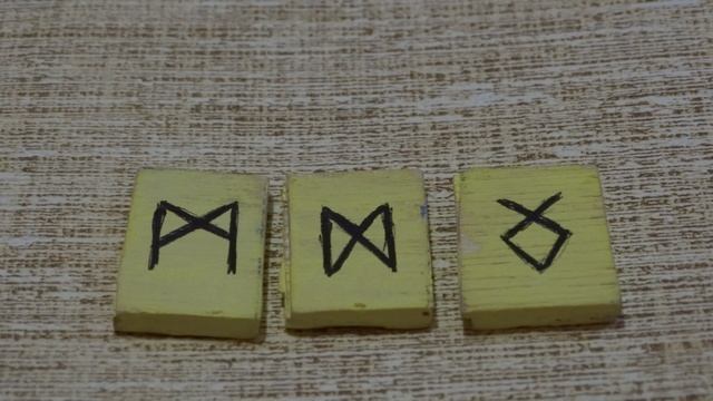 СКОРПИОНЫ МАЙ С 1 ПО 15 2019 ГАДАНИЕ НА РУНАХ смотреть онлайн