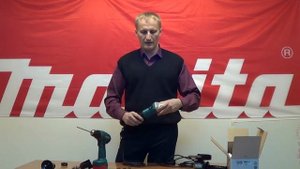 22. УШМ Макита GA5030 (GA5034)