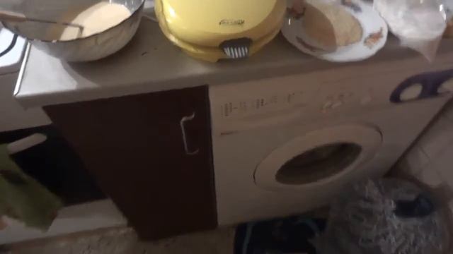 Вафельница плюется! смотреть онлайн