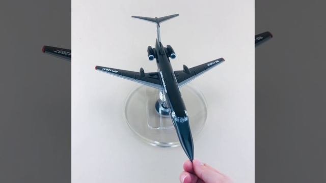 Модель самолета ТУ 134 УБЛ ВМФ М1:100