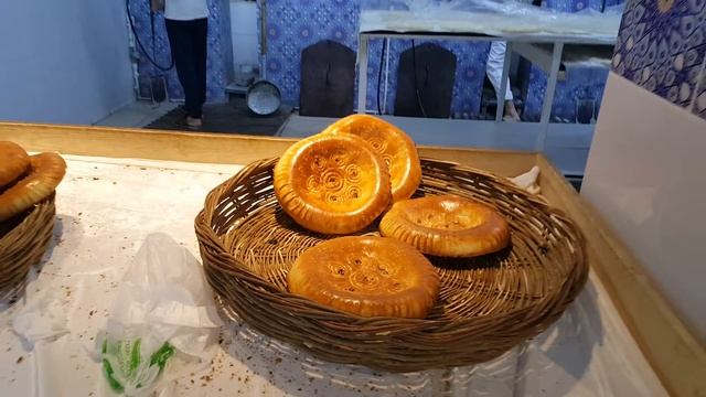 Горячие лепешки прямо с тандыра смотреть онлайн