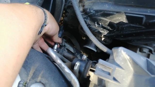 Заміна обгонної муфти (шківа генератора) на Opel Insignia смотреть онлайн