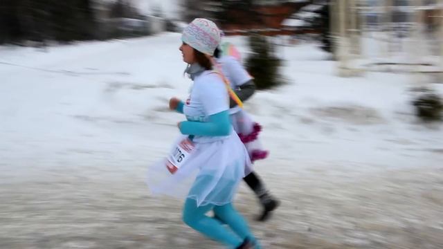Рождественский полумарафон в Омске - 2017 смотреть онлайн