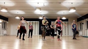 Katarzyna Cyunczyk Zumba - Culpa Al Corazon