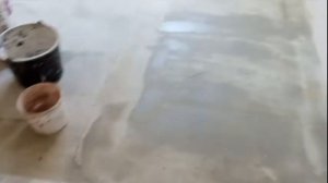 Строю сам. Лью композитный наливной пол Habez в спальной комнате.