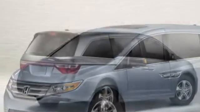 2013 Honda Odyssey Touring with DVD Rear Entertainment System and Navigation Van - Fort Wayne IN