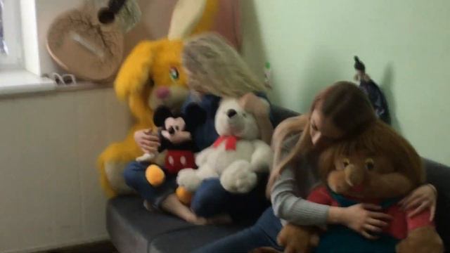 Взрослые детям. С днем защиты детей!