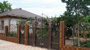 Кирпичные Заборы с Элементами Ковки