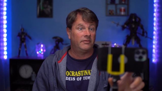 Live Stream With Chat on Mobile! смотреть онлайн