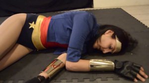 "American Amazon: Falling Star"- Ultraheroix.com