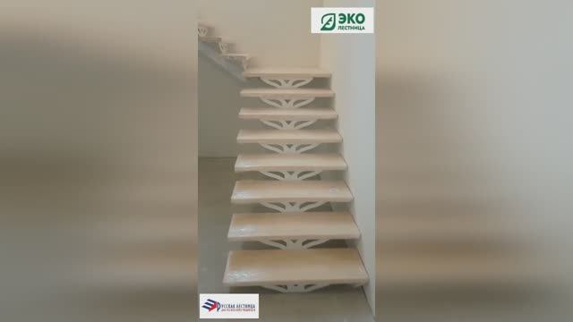 Русская лестница. Монтаж лестницы на заказ.