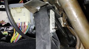 Педаль сцепления больше не проваливается.