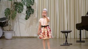 Достань из кармана улыбку, исп. Чиркова Анна