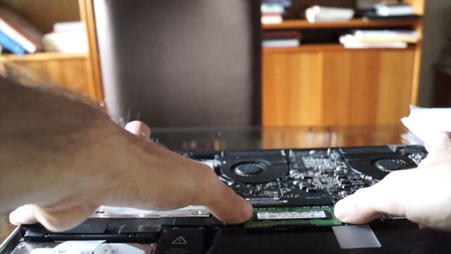 Installing / Upgrading Ram Macbook Pro - Unibody Macbook Pro - 8 gb 16 gb ram смотреть онлайн