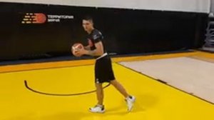 БАСКЕТБОЛ | НЕПРЕРЫВНОЕ ДВИЖЕНИЕ ИГРОКА ПРИ ПРОХОДЕ К КОЛЬЦУ