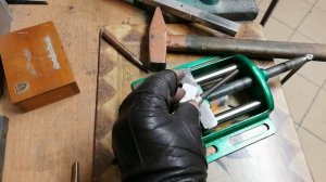 Простейшее приспособление для качественного нарезания резьбы