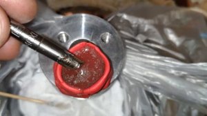 СЛОМАЛСЯ МЕТЧИК  КАК ДОСТАТЬ из АЛЮМИНИЯ? Вытравливаем азотной кислотой.