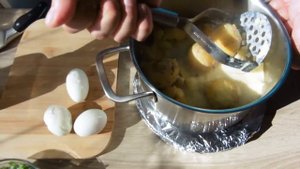 вкусная начинка из картошки на зеленом луке