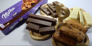 Асмр шоколадный🍧🍫приятные звуки и хруст шоколада для вашего удовольствия и мурашек 🥰❤️