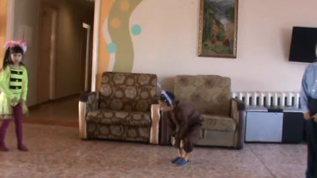 стрекоза и муравей смотреть онлайн