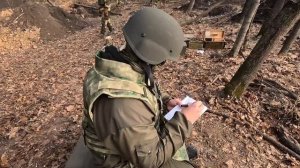 Военнослужащие пишут письма домой