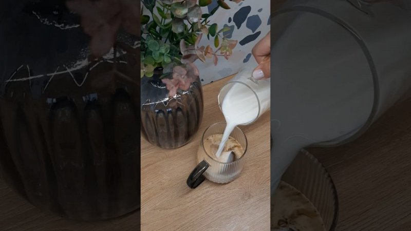 #icecoffee #recipe #asmr #coffeeroutine #coffeeaesthetic