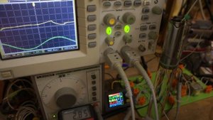 Генератор Пухарича нагрузил на Ячейку Мейера. Срыв самовозбуждения.