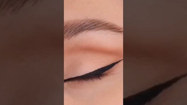 Eyeliner Makeup Look |  #shorts  #eyeliner  #viral  #shorter