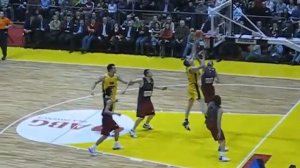 08.03.2007 Prokom Trefl Sopot - Barcelona Tomas Masiulis's helpless :)
