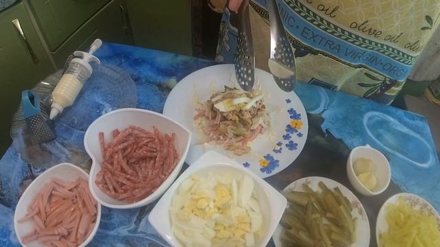 Цезарь отдыхает!!! Как приготовить салат "Три мяса"