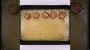 Запеченный рис с куриными фрикадельками | Необычный рецепт из риса и куриного фарша