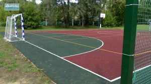 Универсальную спортивную площадку открыли у школы №74