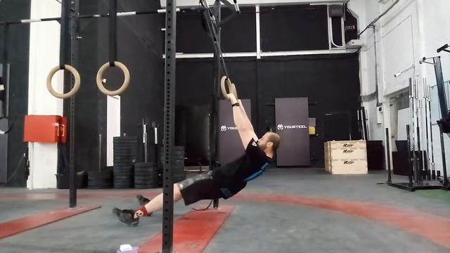 Горизонтальные подтягивания на кольцах на одной руке смотреть онлайн