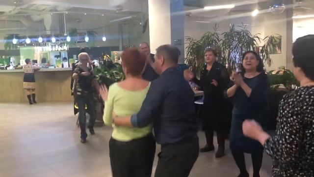 Театр - экспромт. «Сказка про Деда и елки» смотреть онлайн