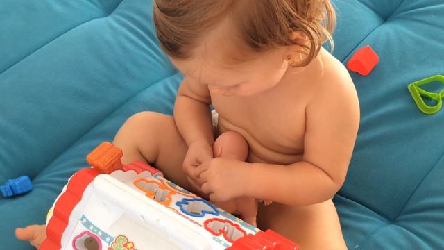 Что может знать ребенок в год и шесть? (Часть 1) смотреть онлайн