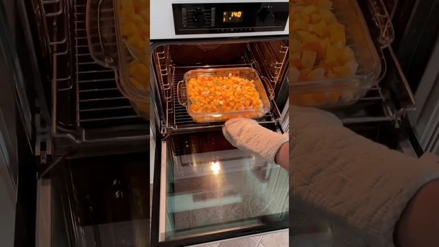 Суп из запечённой тыквы с беконом и розмарином суп супизтыквы вкусныерецепты простойрецепт