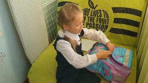 Первый раз в первый класс. Я пошла в 1 класс 9 сентября! Почему?