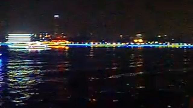 Илюминация на реке в Гуанчжоу смотреть онлайн