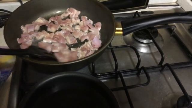 Один день со мной!) Затираю швы, собираемся на дачу, готовлю...))) смотреть онлайн