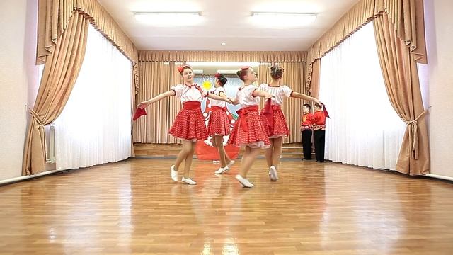 Русская пляска "Матрешка"