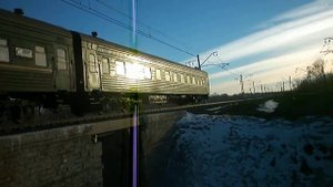 Тепловоз 2ТЭ10УТ-0043А с поездом №018Щ Москва — Бишкек